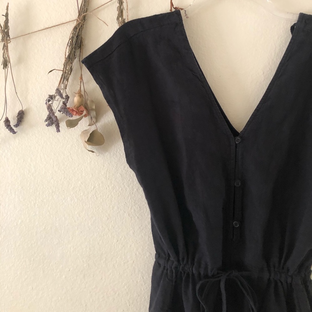Adorable wide-legged jumpsuit 😍